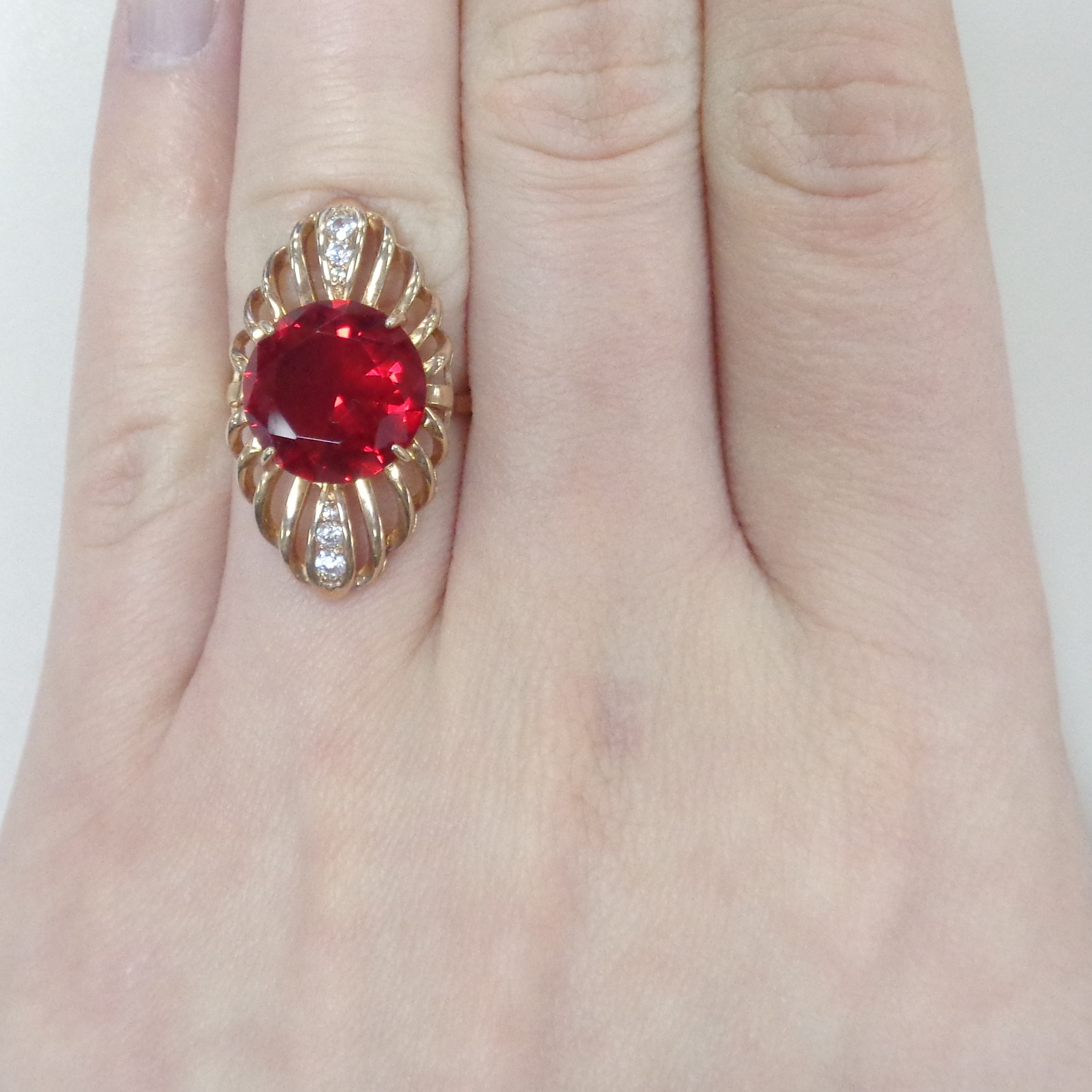 Серебряное кольцо с кварцем